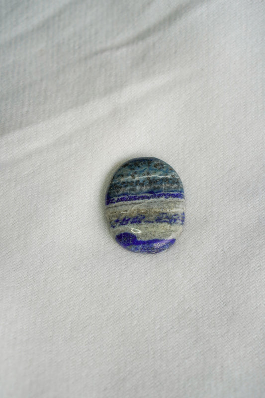 Lapis lazuli pocket stone