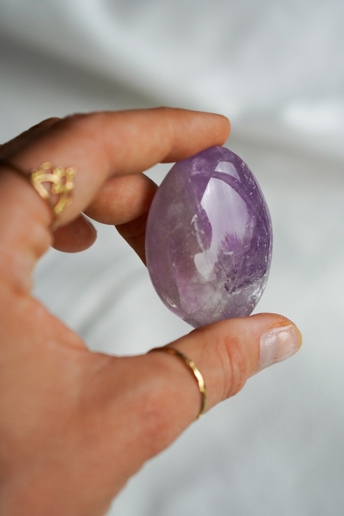 Amethyst handstone