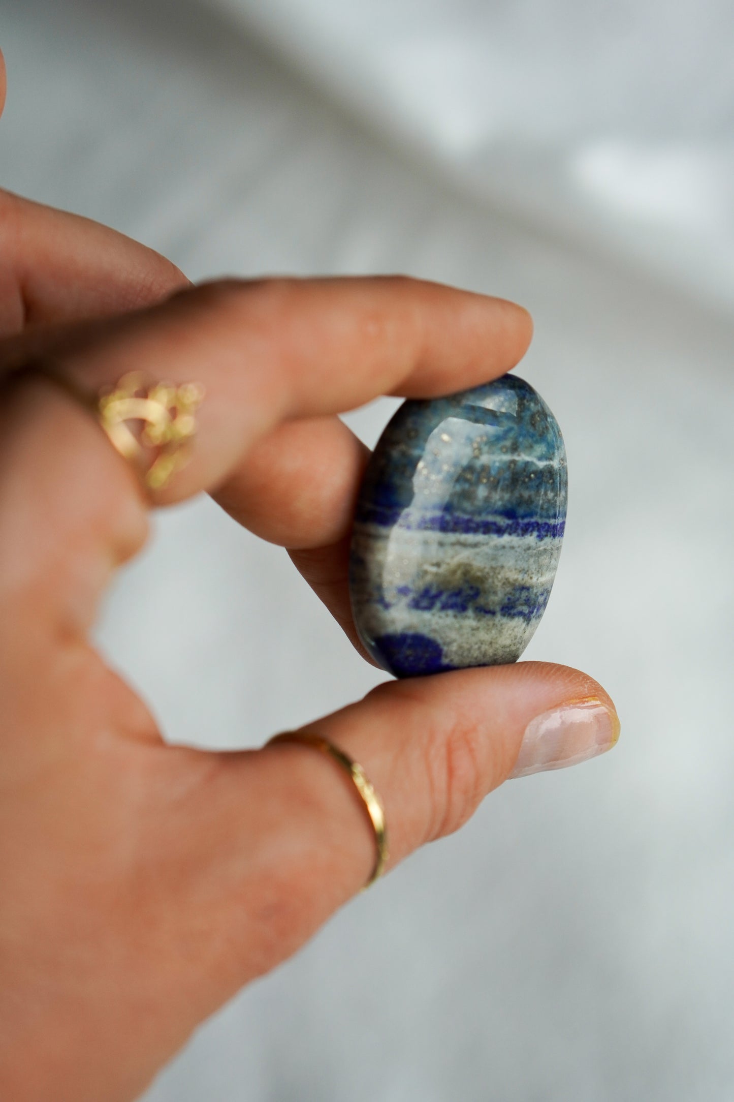 Lapis lazuli pocket stone